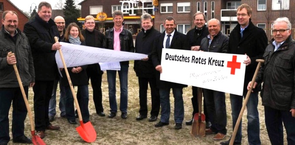Vertreter der Gemeinde, Samtgemeinde, DRK und Investoren