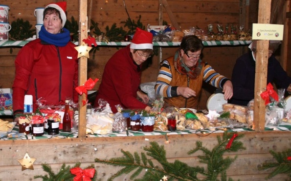 Stand auf dem Weihnachtsmarkt