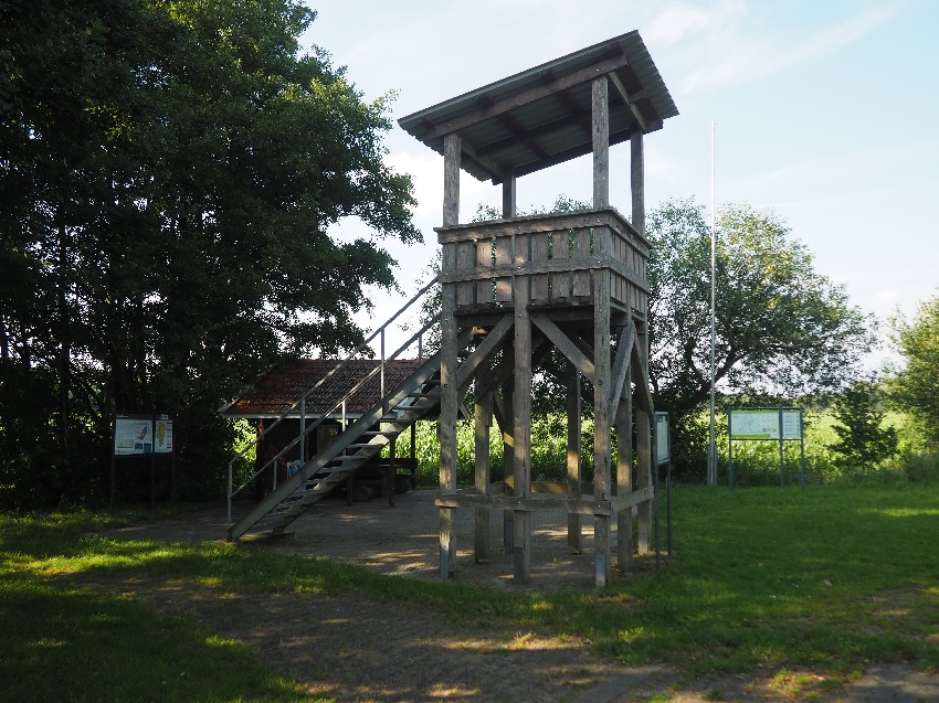 Aussichtsturm Schutzhuette 850
