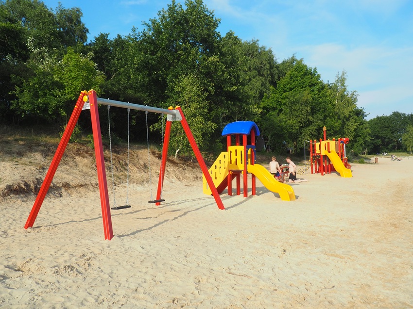 P6180015 Spielgeraete