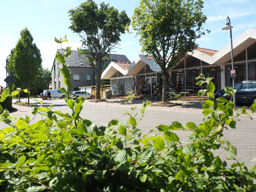Hauptstrasse 4