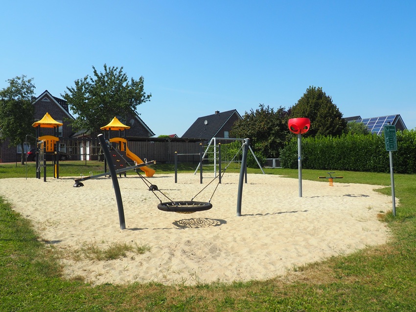 P8130486 Spielplatz Hohen Esch